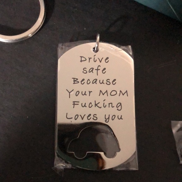 Aeolussoms key chain​ - Picture 2 of 5